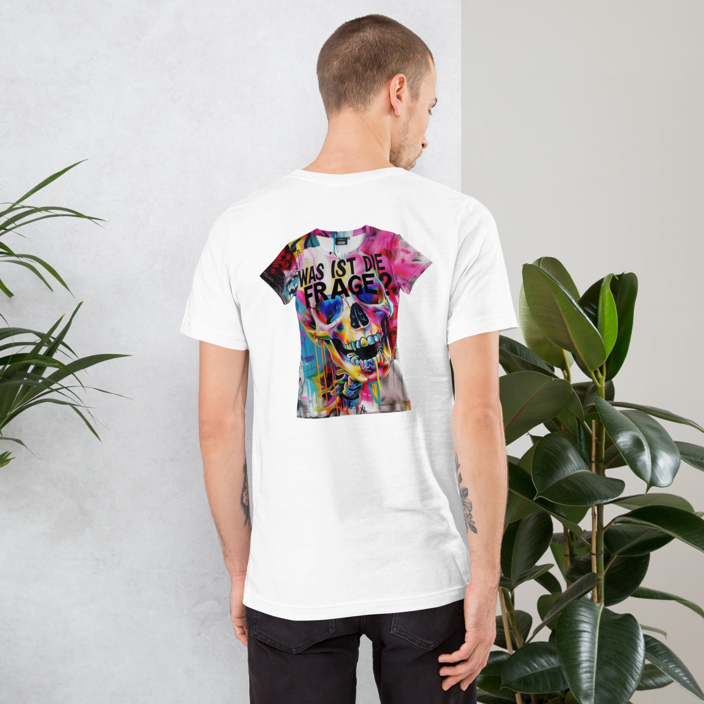 Unisex-T-Shirt, vorne bestickt, hinten bedruckt